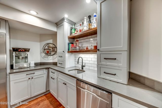 7303 Blakemore Ct, Prospect, KY 40059