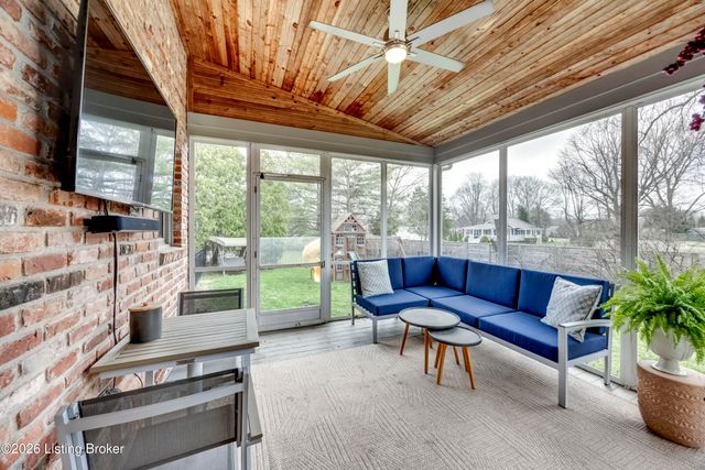 7303 Blakemore Ct, Prospect, KY 40059