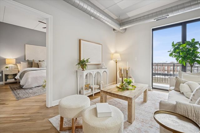 3125 W Fullerton Avenue 419, Chicago, IL 60647