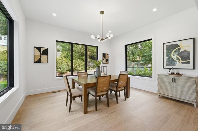 1905 LAMSON PL, Mclean, VA 22101