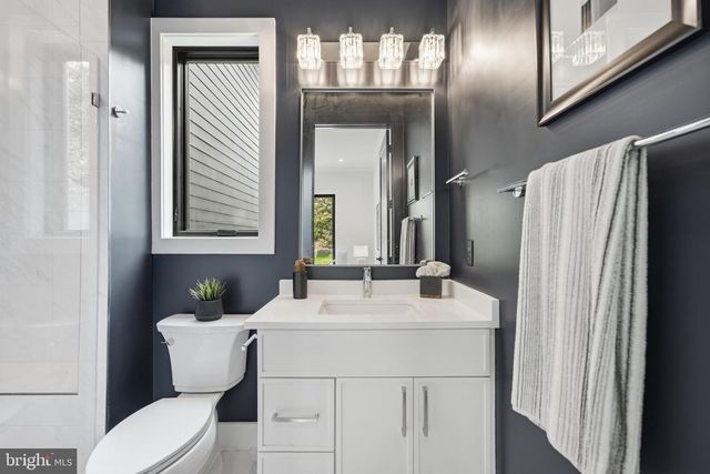 1905 LAMSON PL, Mclean, VA 22101