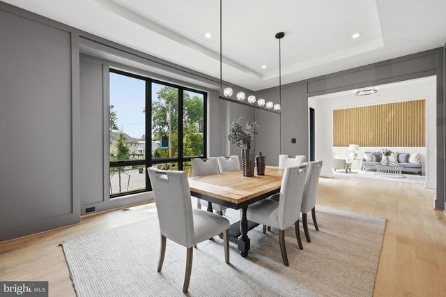 1905 LAMSON PL, Mclean, VA 22101