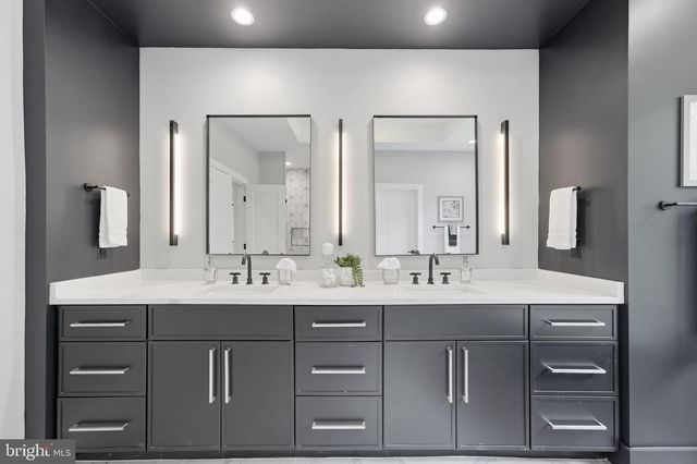 1905 LAMSON PL, Mclean, VA 22101