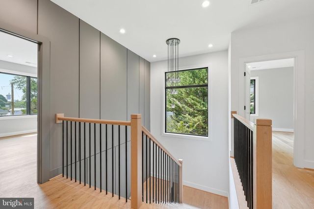 1905 LAMSON PL, Mclean, VA 22101