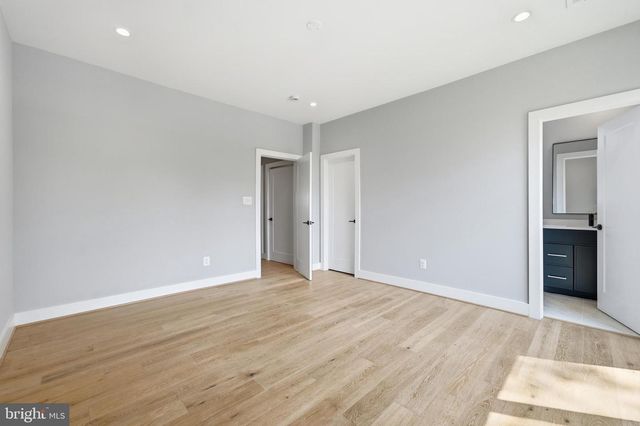1905 LAMSON PL, Mclean, VA 22101