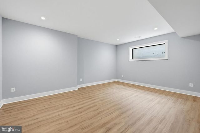 1905 LAMSON PL, Mclean, VA 22101