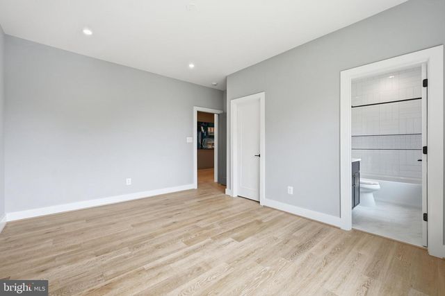 1905 LAMSON PL, Mclean, VA 22101