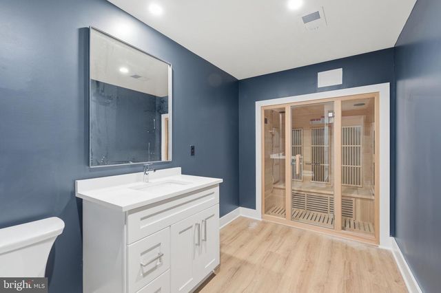 1905 LAMSON PL, Mclean, VA 22101