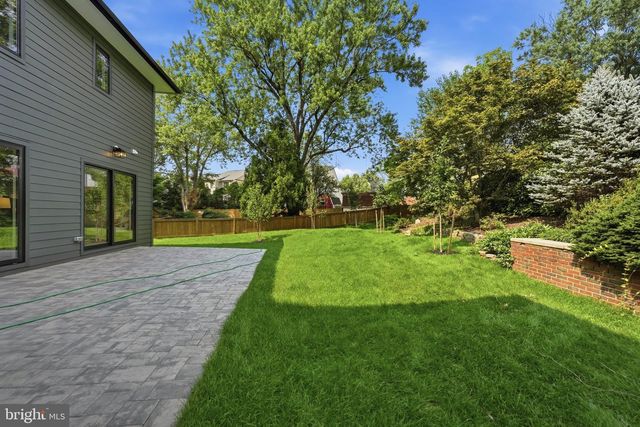 1905 LAMSON PL, Mclean, VA 22101
