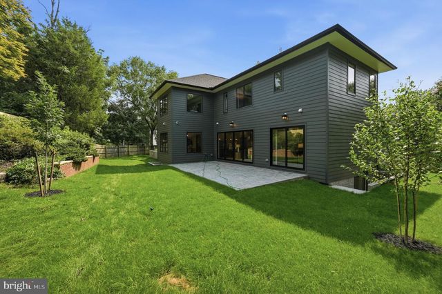 1905 LAMSON PL, Mclean, VA 22101