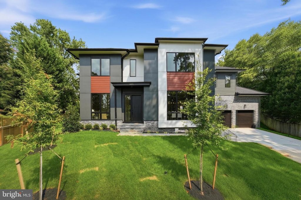 1905 LAMSON PL, Mclean, VA 22101