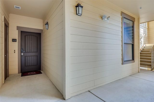 17804 Maritime Point DR 201, Jonestown, TX 78645