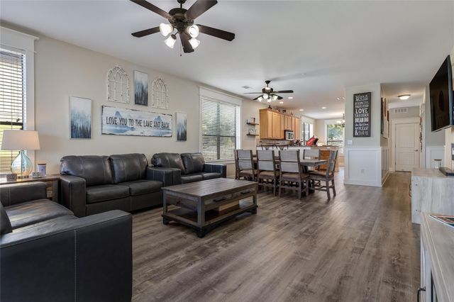 17804 Maritime Point DR 201, Jonestown, TX 78645