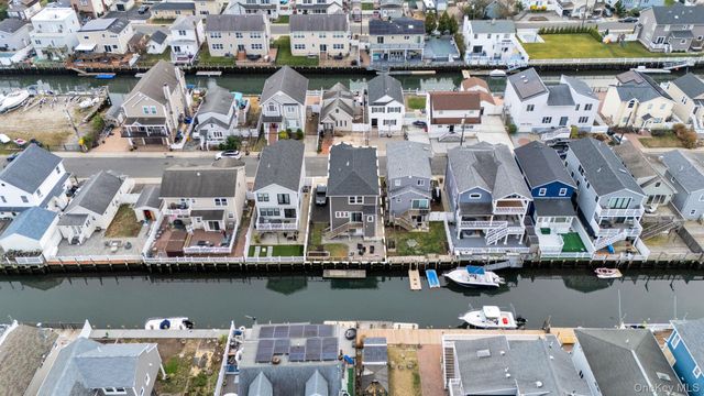 124 Beach Avenue, Bellmore, NY 11710