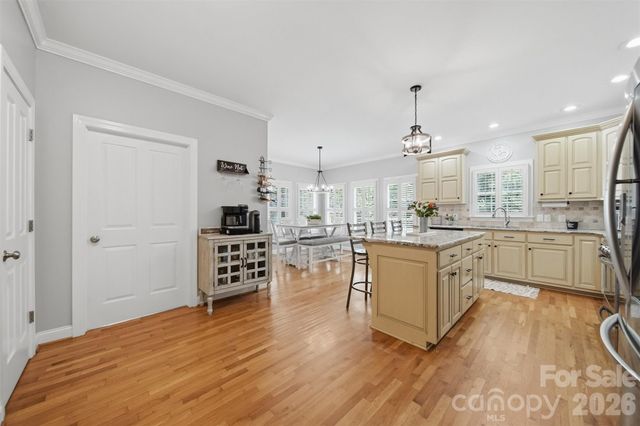 1753 30th Avenue Drive NE, Hickory, NC 28601