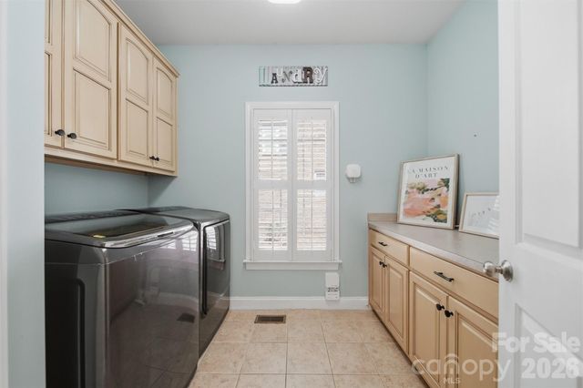 1753 30th Avenue Drive NE, Hickory, NC 28601