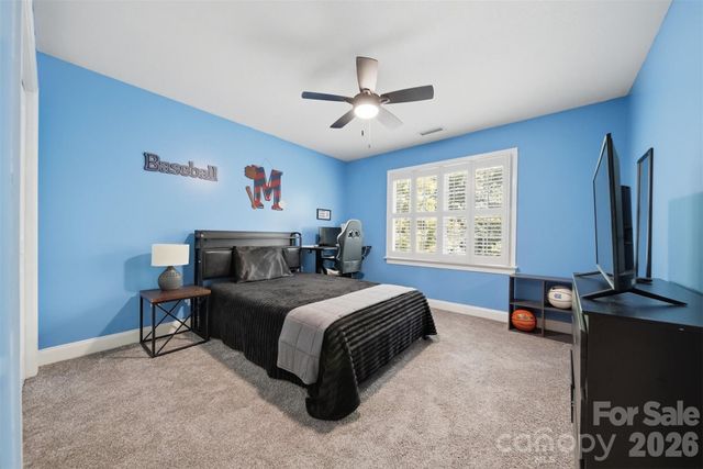 1753 30th Avenue Drive NE, Hickory, NC 28601