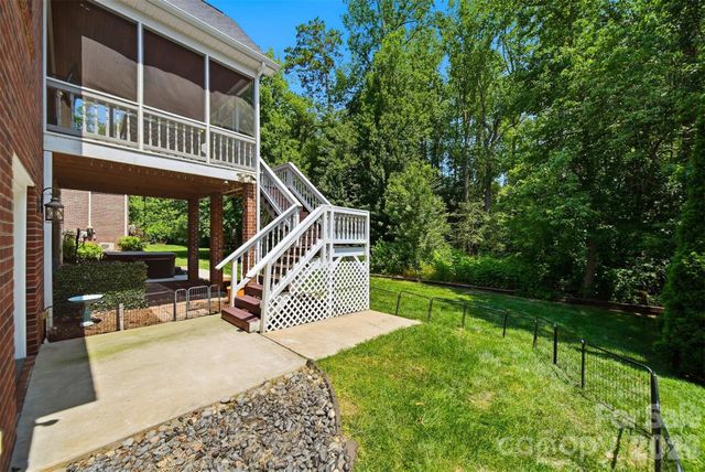 1753 30th Avenue Drive NE, Hickory, NC 28601