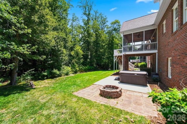 1753 30th Avenue Drive NE, Hickory, NC 28601
