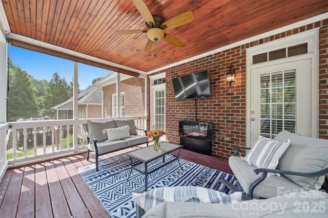 1753 30th Avenue Drive NE, Hickory, NC 28601