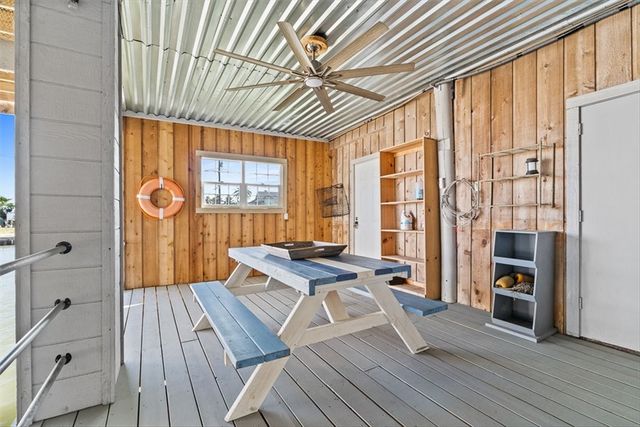 502 N Sandpiper, Ingleside, TX 78362