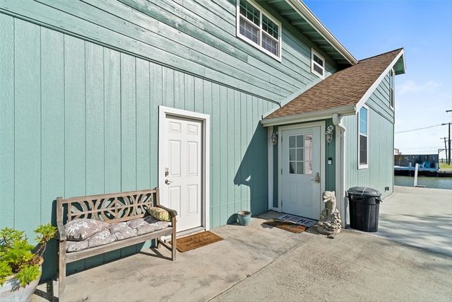 502 N Sandpiper, Ingleside, TX 78362