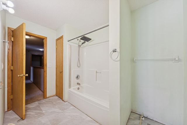 10739 Unity Lane N, Brooklyn Park, MN 55443