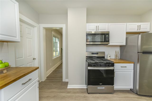 429 Hazelwood, Rochester, NY 14609