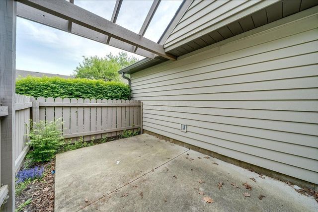 332 Hidden Ravines Drive, Powell, OH 43065