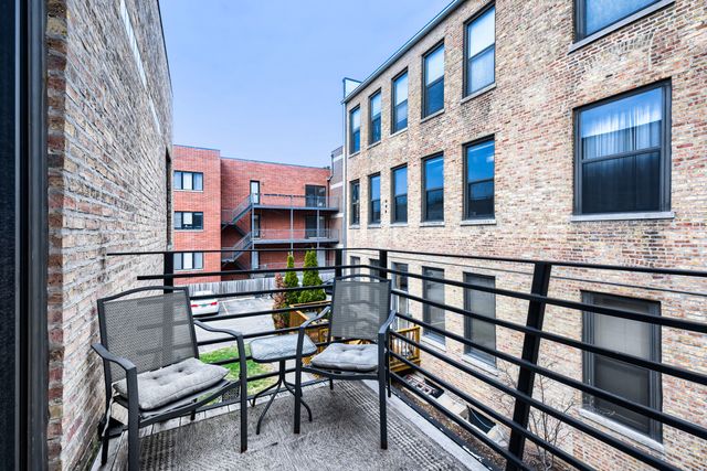 2511 W Moffat Street 111J, Chicago, IL 60647