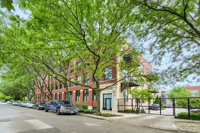 2511 W Moffat Street 111J, Chicago, IL 60647