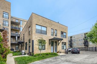 2511 W Moffat Street 111J, Chicago, IL 60647