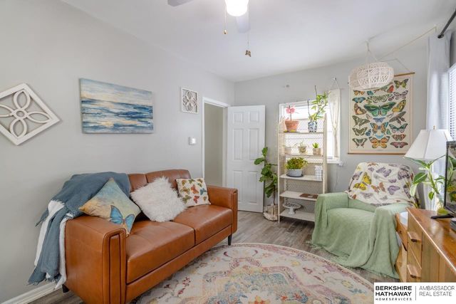 2047 N 60 Avenue, Omaha, NE 68104