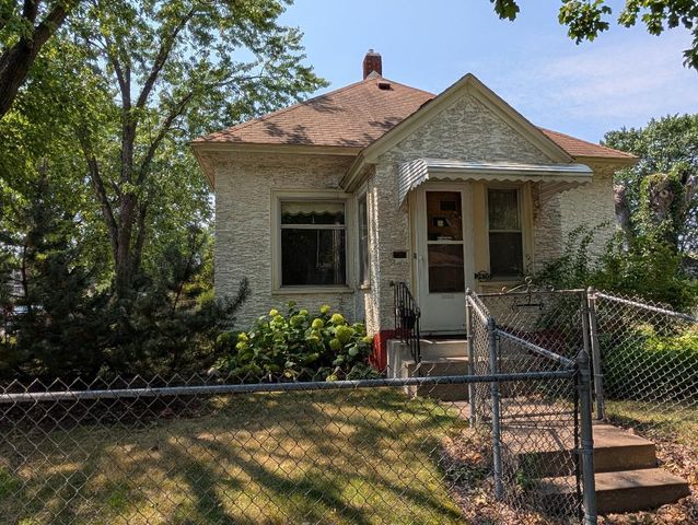 2400 Jefferson Street NE, Minneapolis, MN 55418