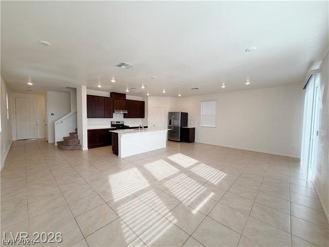 6983 Cottage Vista Avenue, Las Vegas, NV 89113