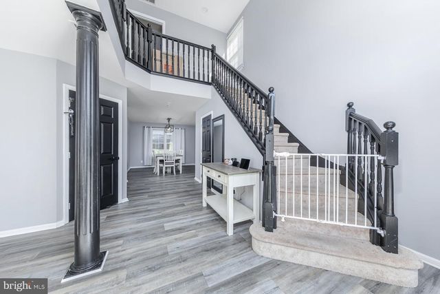 104 STONE HENGE DR, Swedesboro, NJ 08085