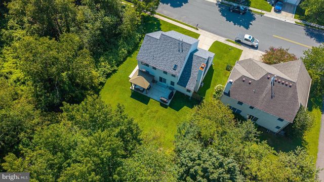 104 STONE HENGE DR, Swedesboro, NJ 08085