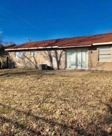 12212 Bishop Drive, Balch Springs, TX 75180