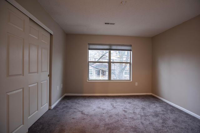39 Buttles Avenue, Columbus, OH 43215