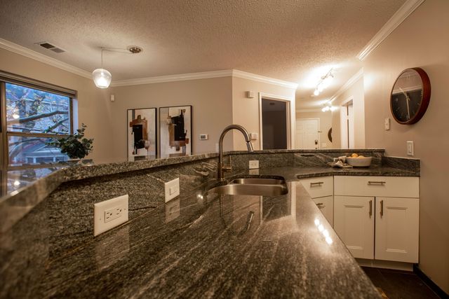 39 Buttles Avenue, Columbus, OH 43215