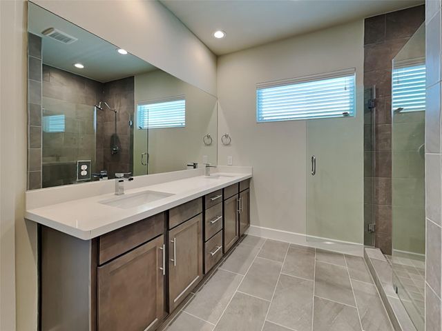 2605 Turner Quinn Way, Houston, TX 77091