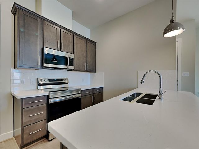 2605 Turner Quinn Way, Houston, TX 77091