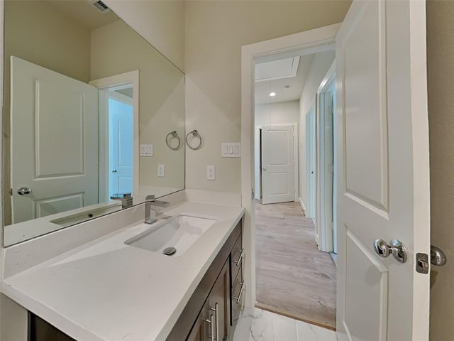 2605 Turner Quinn Way, Houston, TX 77091