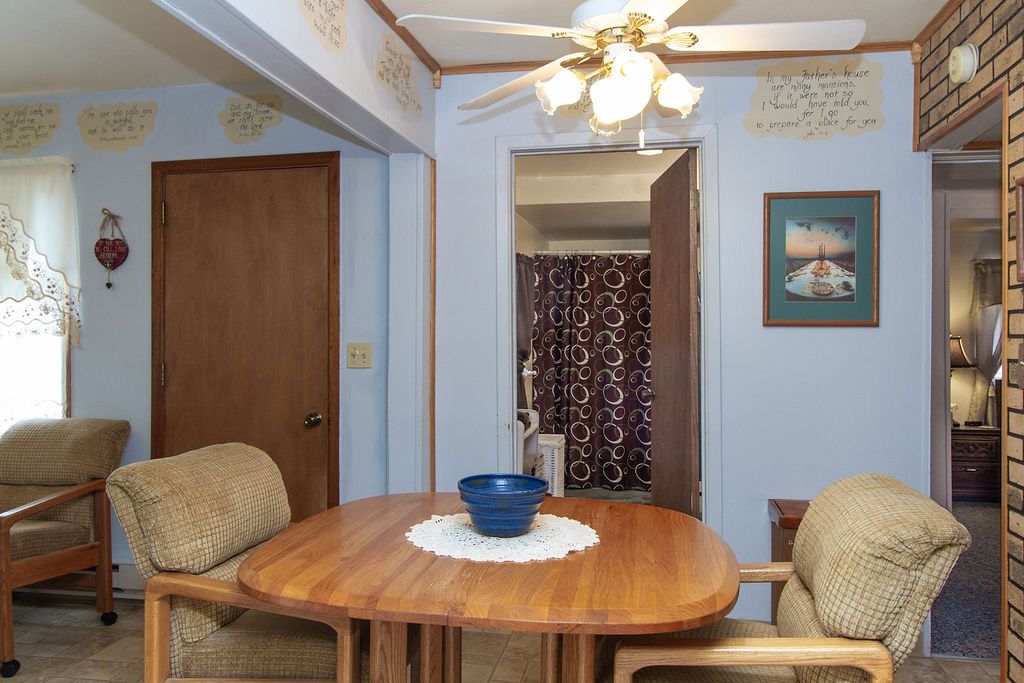 Image 13 of property listing at 607 4th Street W, Polson, MT 59860