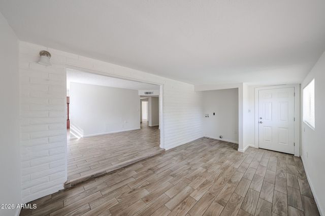 3119 W COUNTRY GABLES Drive, Phoenix, AZ 85053