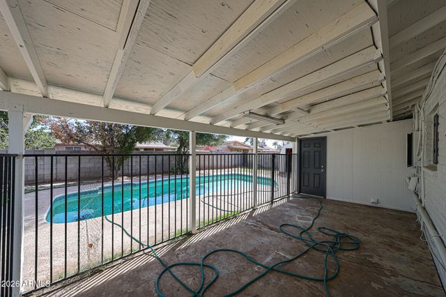 3119 W COUNTRY GABLES Drive, Phoenix, AZ 85053