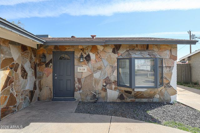 3119 W COUNTRY GABLES Drive, Phoenix, AZ 85053