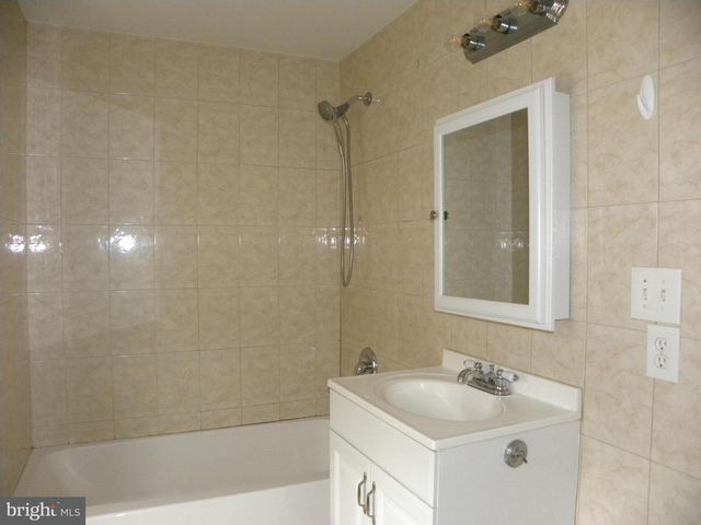 3397 N DELSEA DR, Vineland, NJ 08360