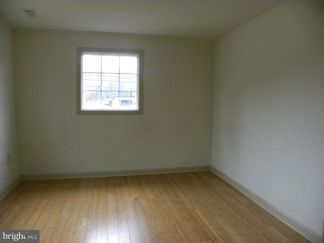 3397 N DELSEA DR, Vineland, NJ 08360