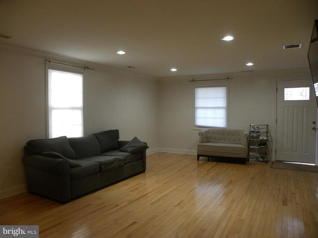 3397 N DELSEA DR, Vineland, NJ 08360